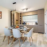 Luxury 2bedroom In Complex Family Garden With Free Parking Varna