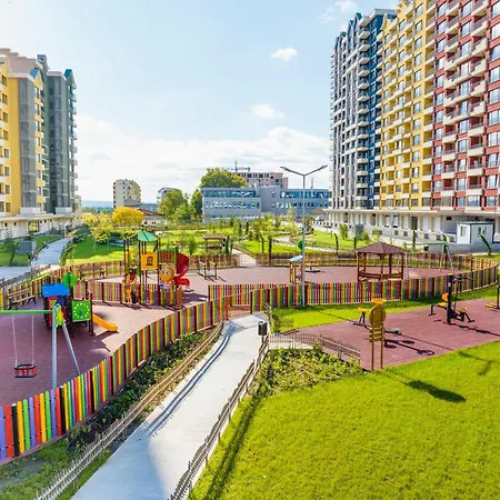 Apartmán Luxury 2bedroom In Complex Family Garden With Free Parking